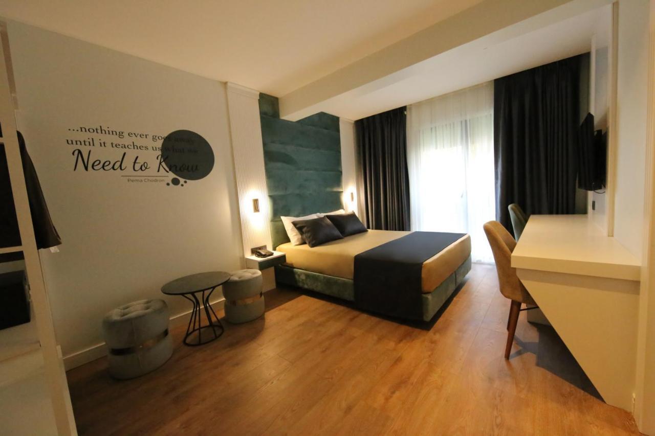 Axu Airport Hotel Arnavutkoy Ngoại thất bức ảnh A room at the hotel