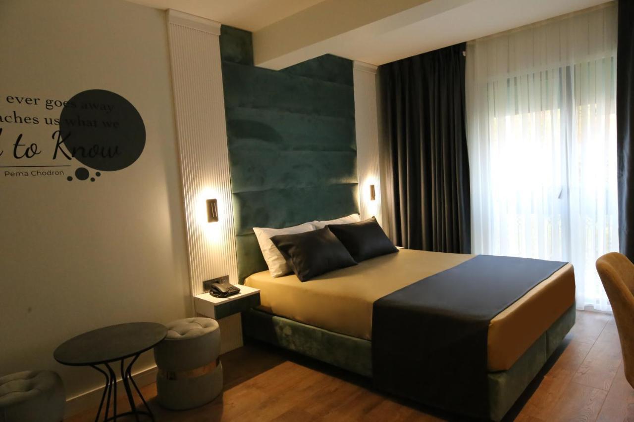 Axu Airport Hotel Arnavutkoy Ngoại thất bức ảnh A room at the hotel