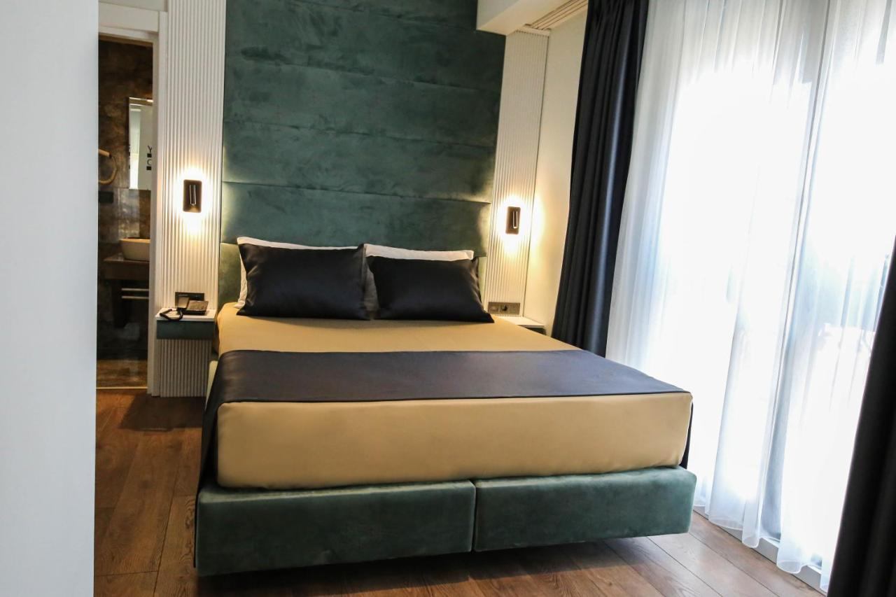 Axu Airport Hotel Arnavutkoy Ngoại thất bức ảnh A room at the hotel