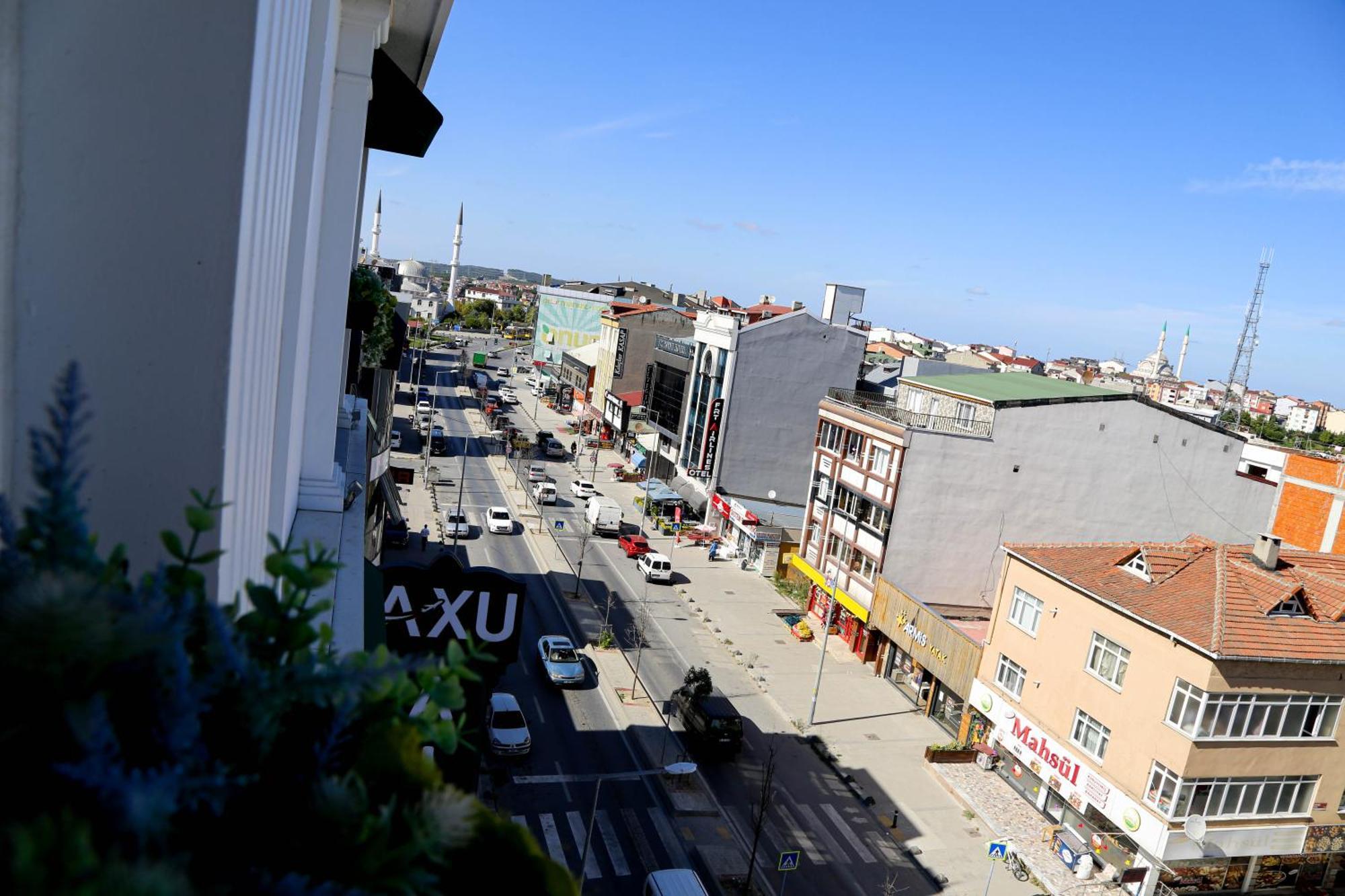 Axu Airport Hotel Arnavutkoy Ngoại thất bức ảnh A view of the city center