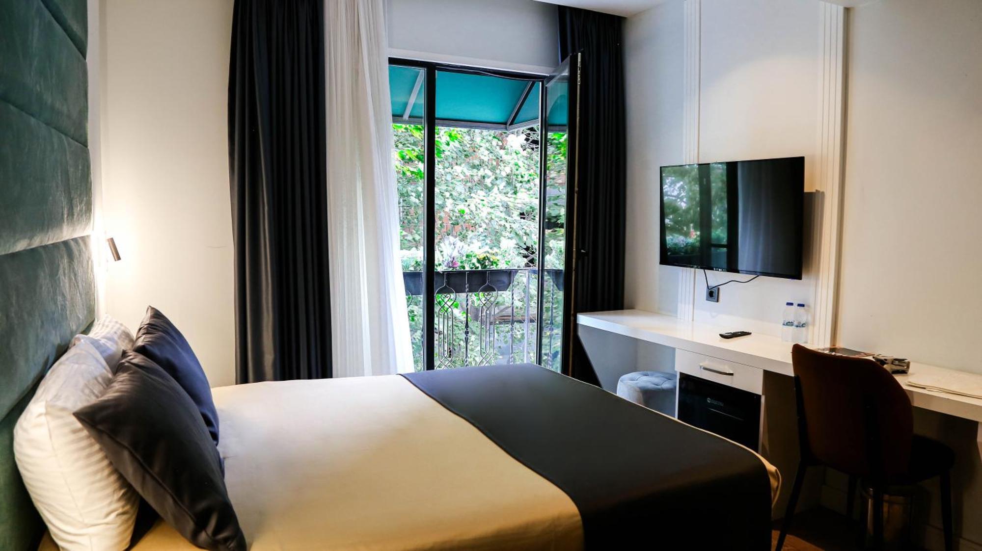 Axu Airport Hotel Arnavutkoy Ngoại thất bức ảnh A room at the hotel